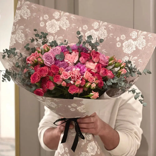 Mix Pink Hand Bouquet